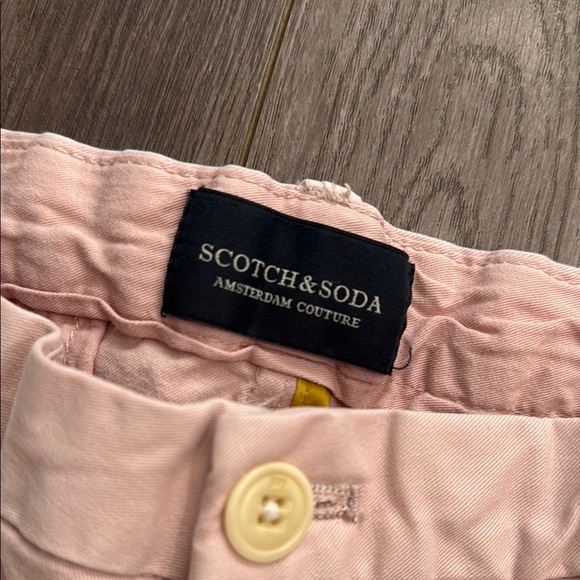 Women’s scotch & Soda long pink shorts - Picture 2 of 5